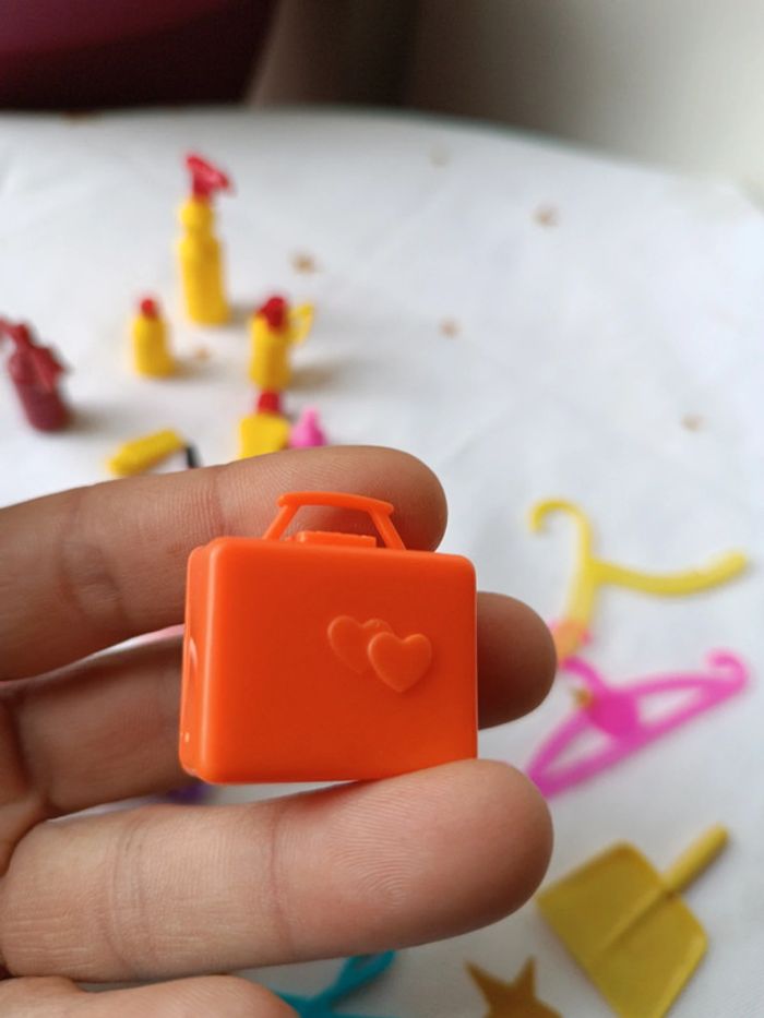 Accessoires accessories coiffeuse coiffeur make-up maquillage barbie mannequin palette vernis beauté - photo numéro 17