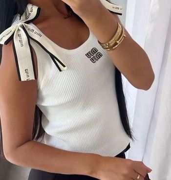 Top Miu Miu