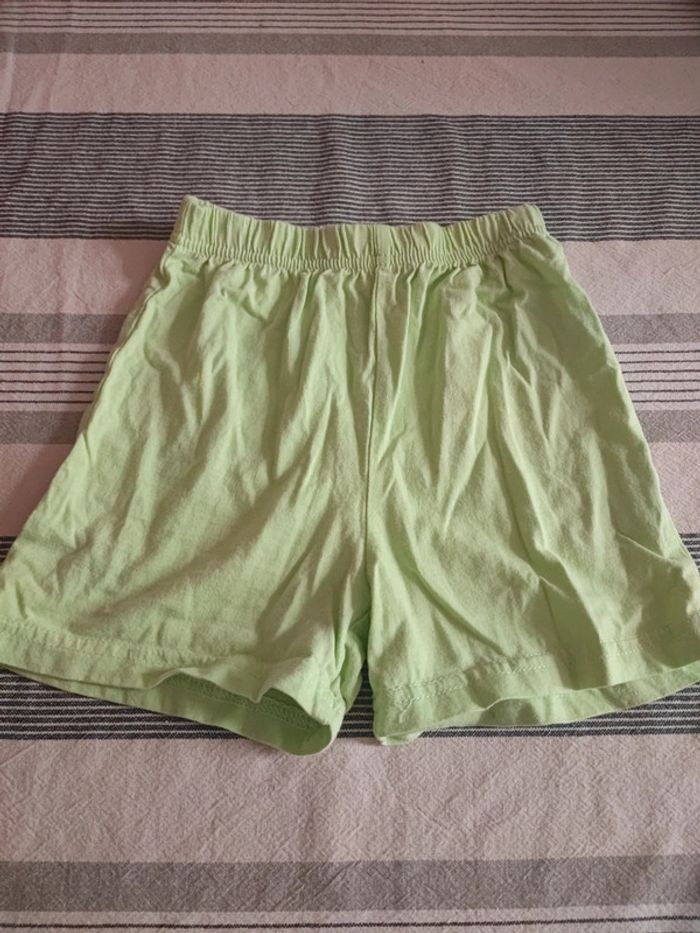 Short taille 24 mois