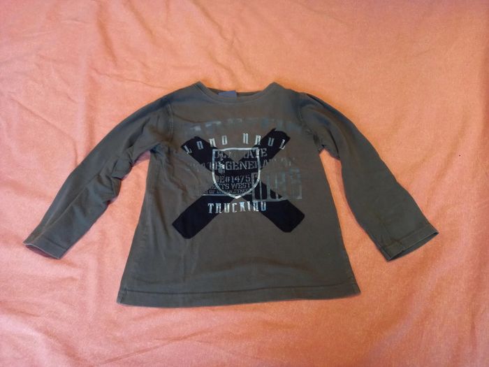 Tee shirt