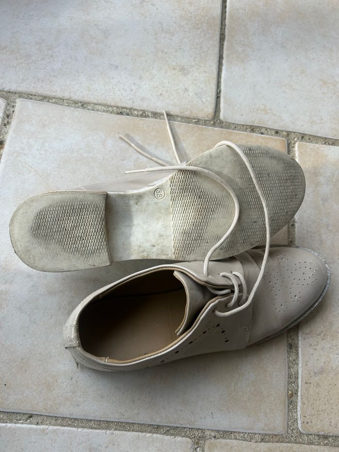 Derbies nude - photo numéro 2