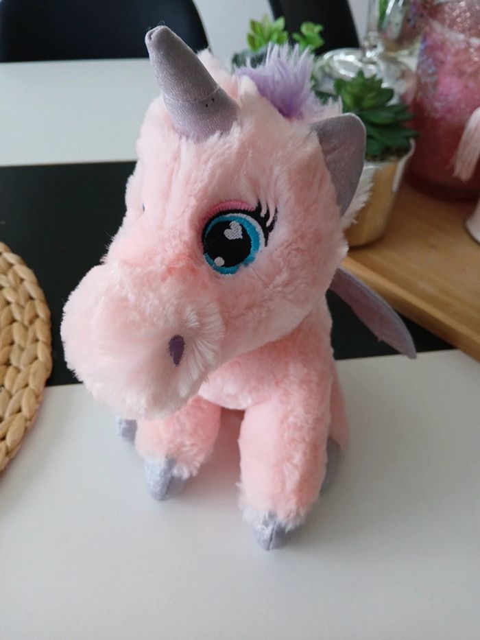 Péluche licorne Rose comme Neuve🌿🎁 - photo numéro 2