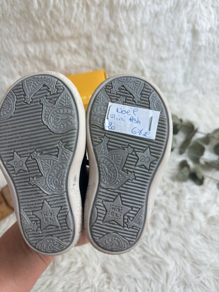 Paire de babies Noël taille 20 - photo numéro 4