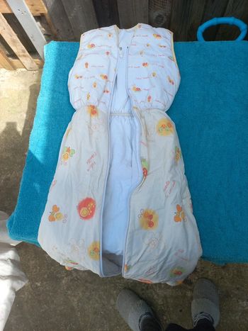 Gigoteuse petites abeilles