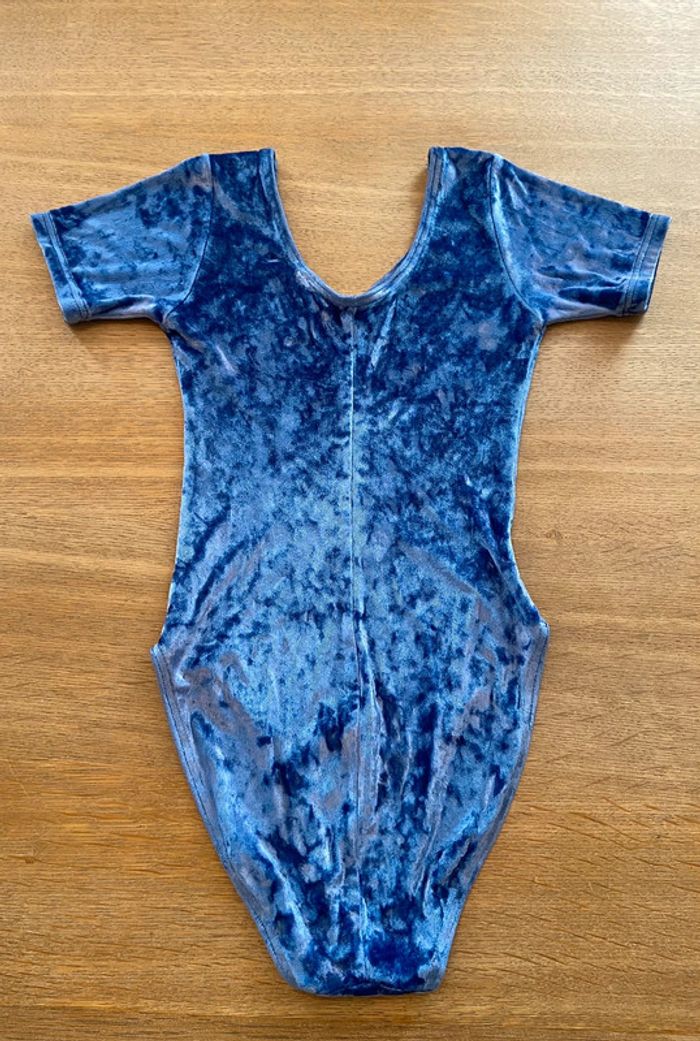 Justaucorps manches courtes en velours bleu taille 14 ans. - photo numéro 5