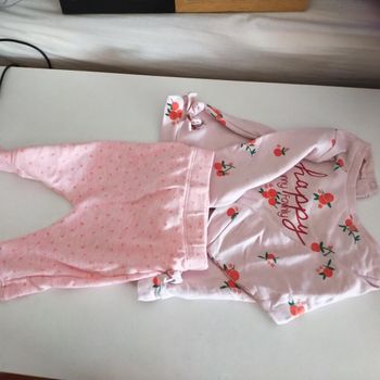Lot de vêtements fille