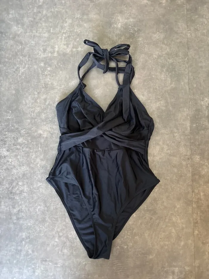 Maillot de bain 1 pièce neuf