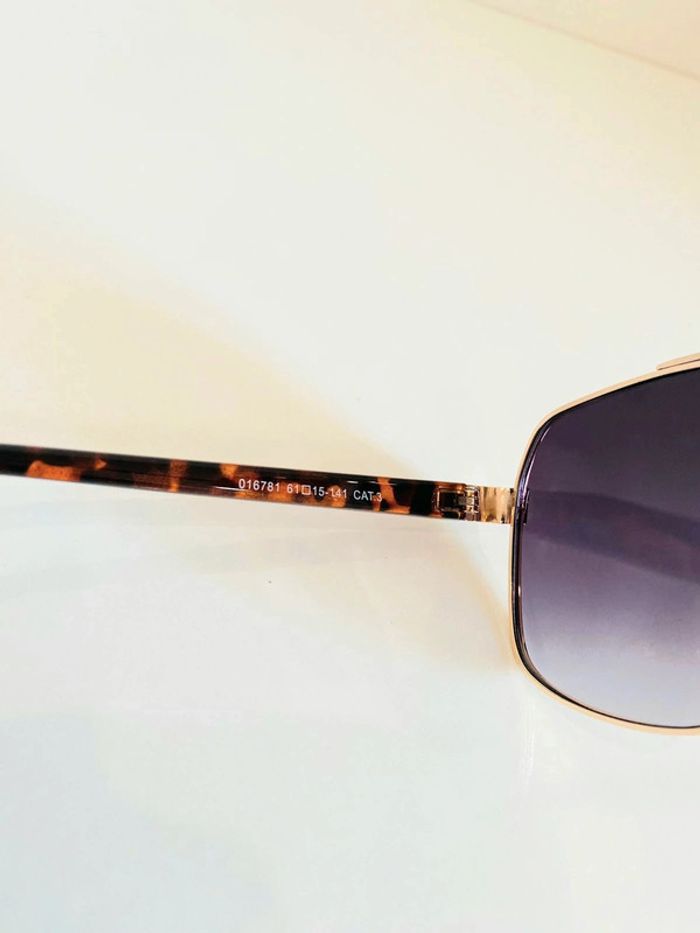 Lunette de soleil homme dorée et marron léopard verres dégradés taille large - photo numéro 6