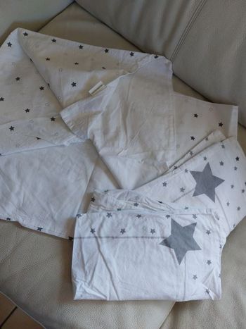 Parure de lit bébé 1 housse de couette 2 taies