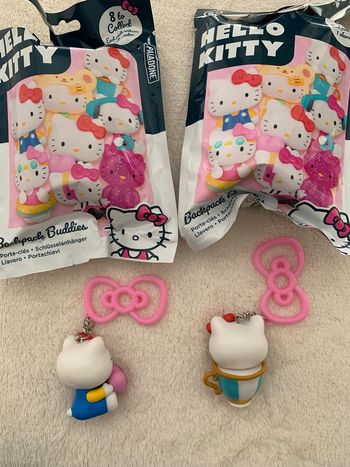 Hello kitty porte clé