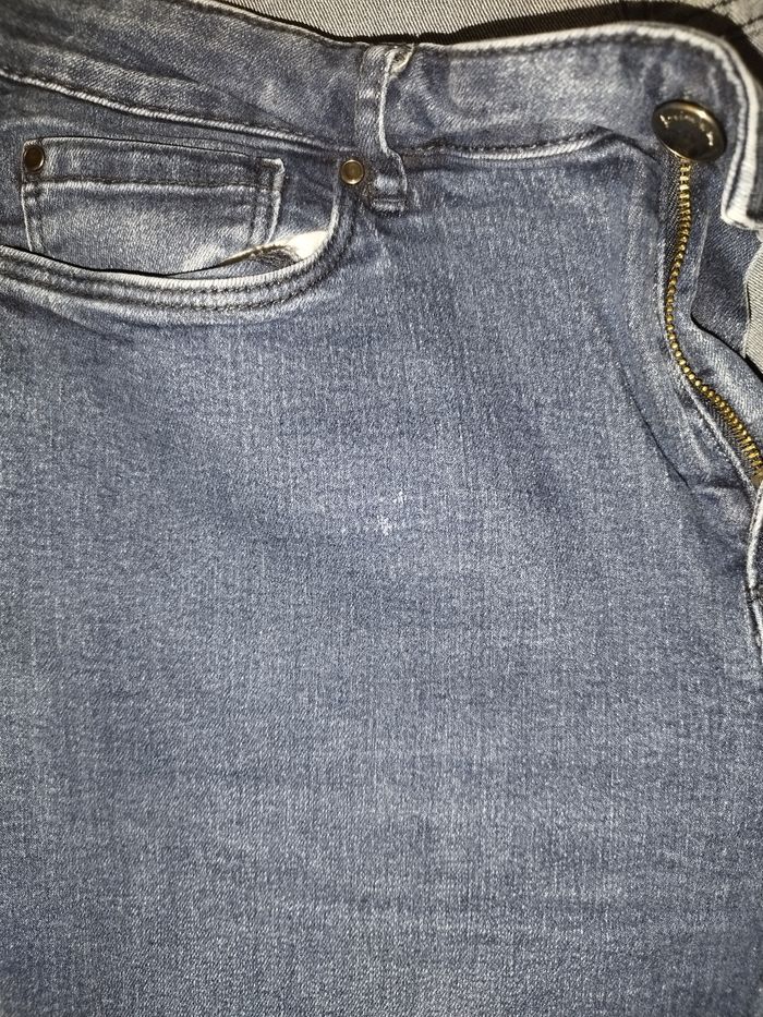 2 jeans voir description - photo numéro 9