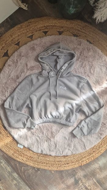 Sweat à capuche court gris clair Fila 🌻Taille XXS