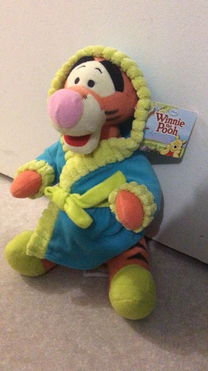 Peluche tigrou neuf avec étiquette officiel disney - photo numéro 2