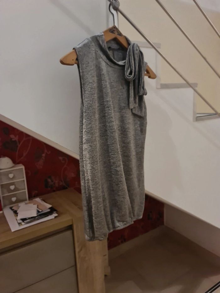 Tee-shirt sans manches MIM taille 40 - photo numéro 2