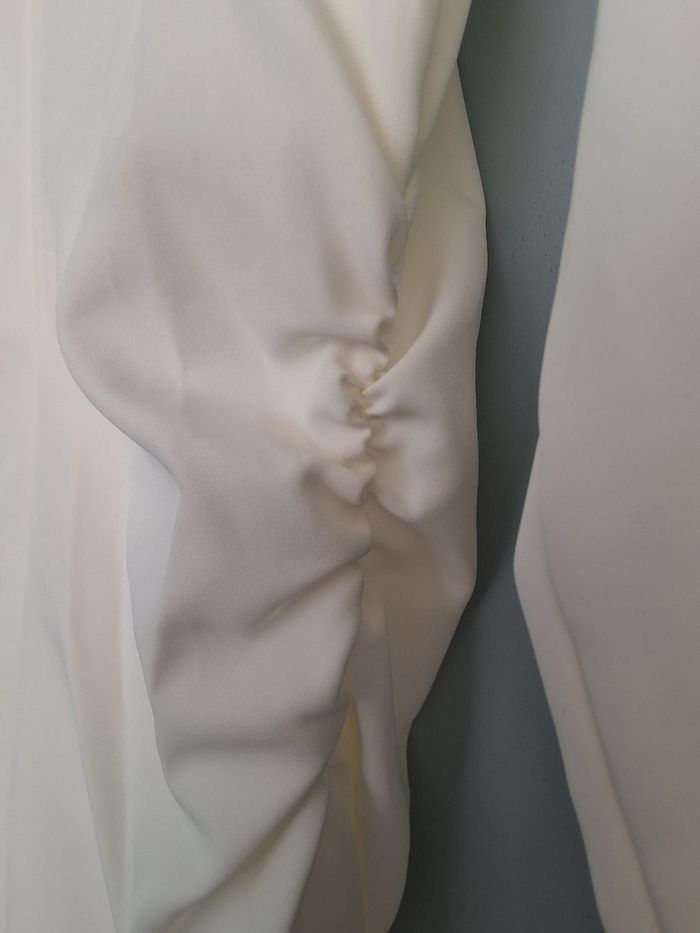 Robe moulante - photo numéro 4