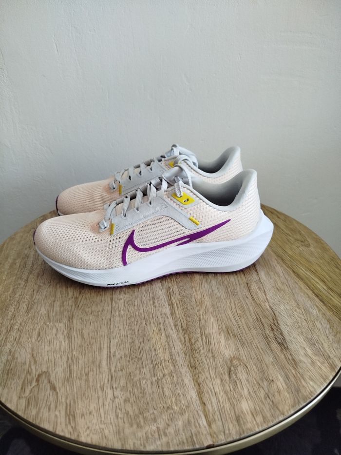 Baskets Nike T 36 - photo numéro 4