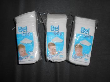 Lots de paquets de 100 carrés de coton neuf