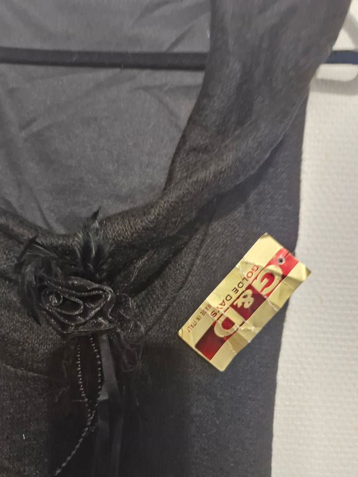 Robe noir - photo numéro 3