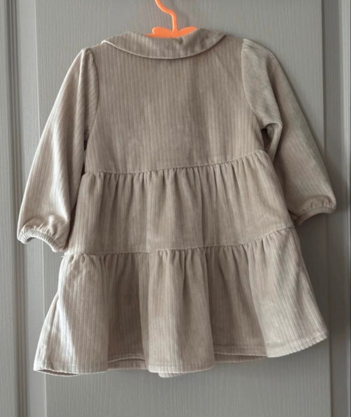 Robe Orchestra taille 18M - photo numéro 3