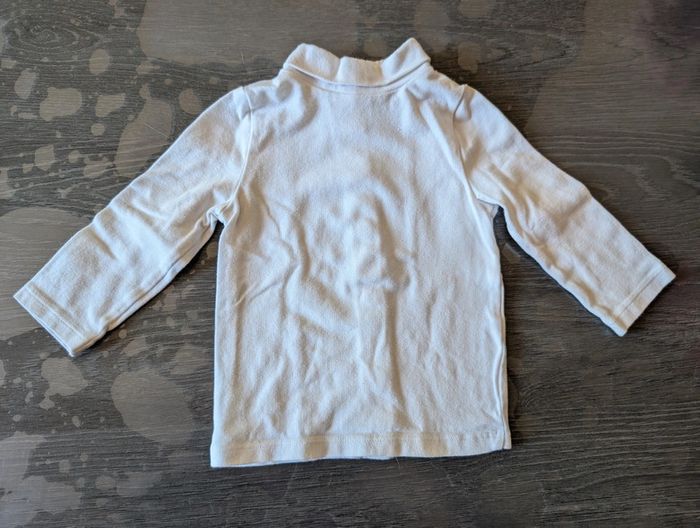 T-shirt manches longues sous pull - photo numéro 2