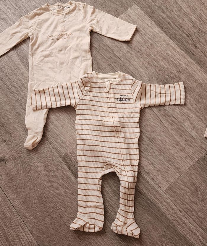 Lot vêtements bébé garçon 1 mois - photo numéro 9