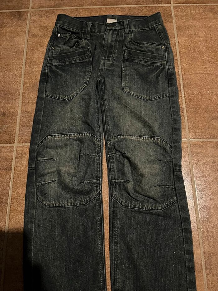 Jean 👖 8 ans avec clous