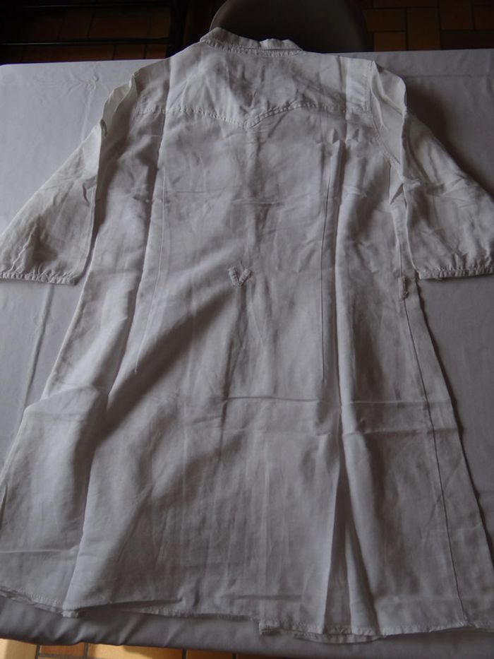 chemise longue blanche T40 - photo numéro 2