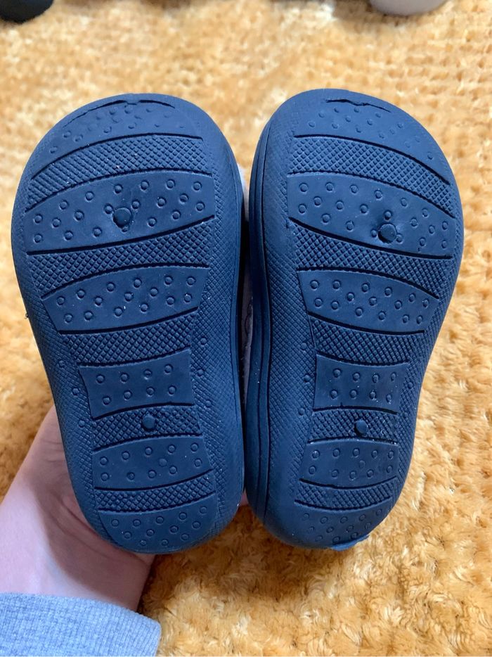 Lot chaussures taille 20 - photo numéro 10