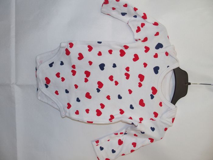 3 bodies fille T.9 mois - photo numéro 3