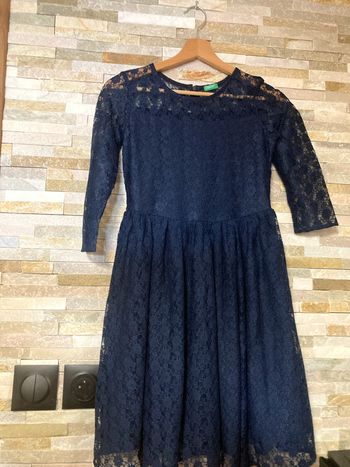 10/11ans robe benneton en dentelle
