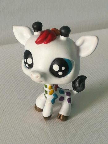 Littlest PetShop OOAK Rainbow Giraffe Unique custom handmade LPS handpainted