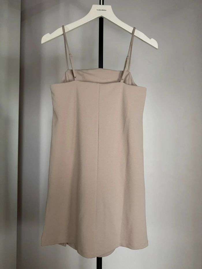 Robe courte beige XS H&M - photo numéro 4
