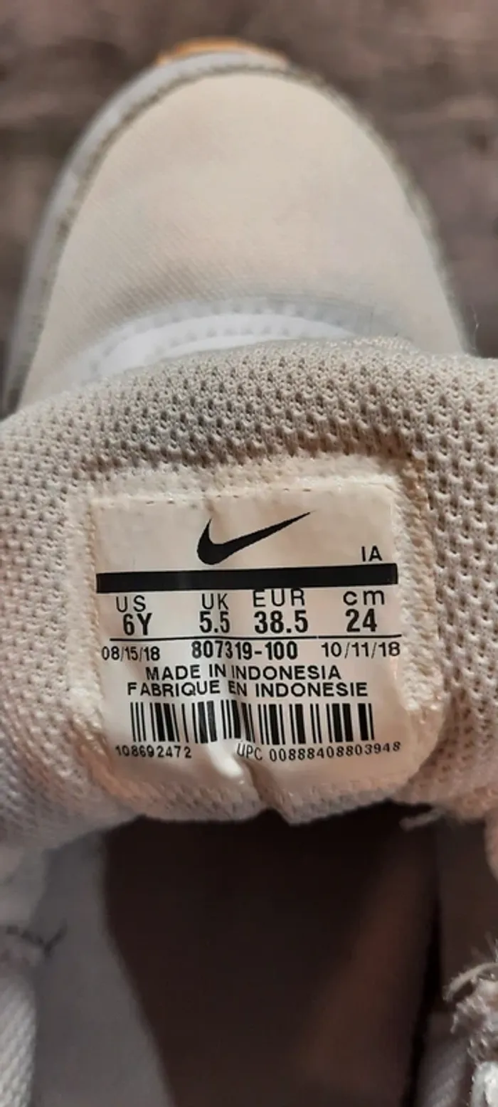 Basket femme Nike MD Runner 38.5 - photo numéro 7