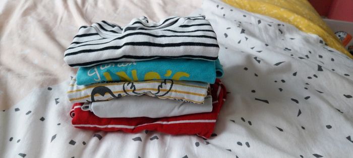 Lot de 5 tee shirts manches longues 18 mois