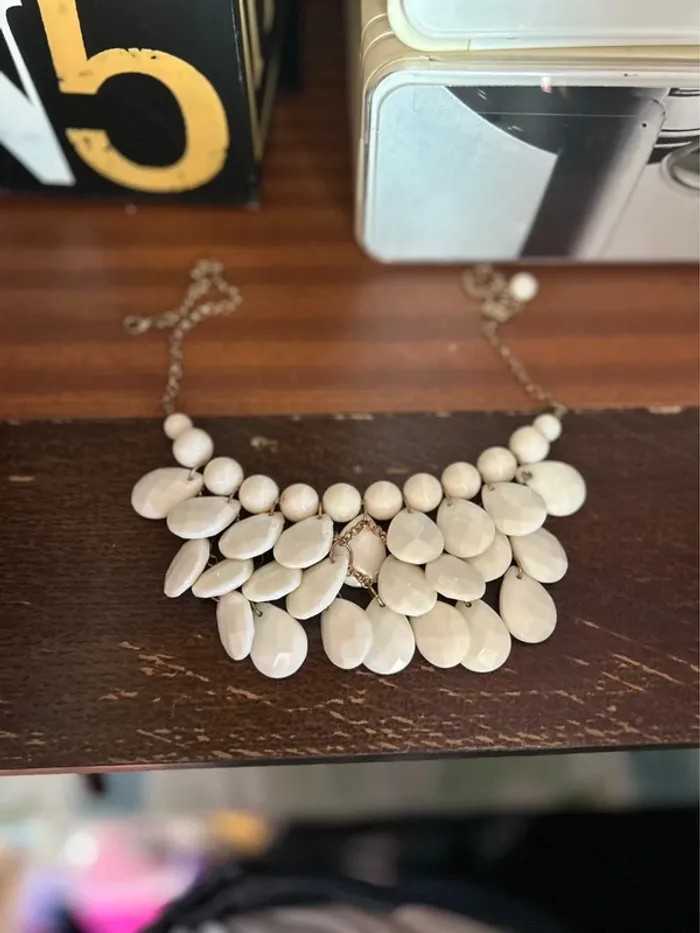 Collier fantaisie