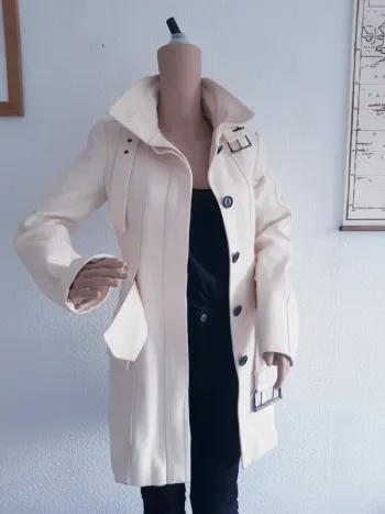 Zara - Manteau / trench en laine avec ceinture