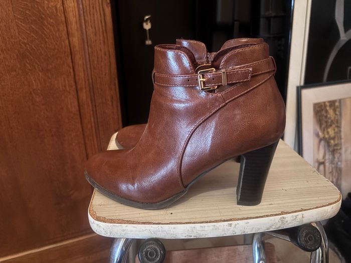Bottines T 38 - photo numéro 1