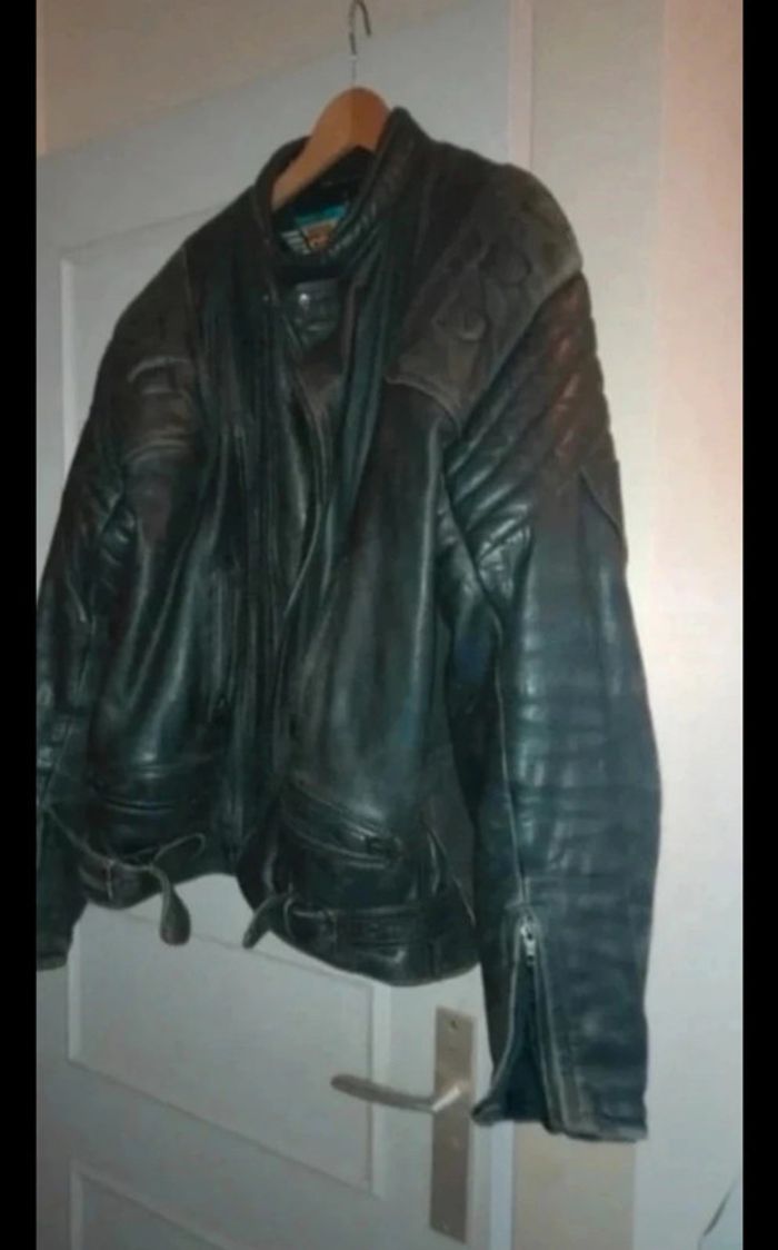 Blouson cuir moto( lire descriptif)