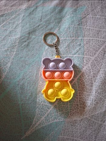 Pop-it ourson porte-clé