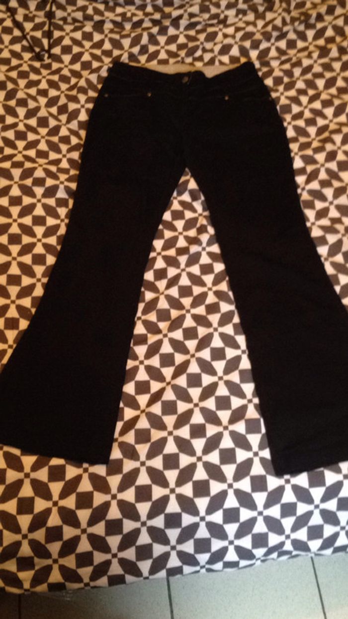 Pantalon noir coutures argentées