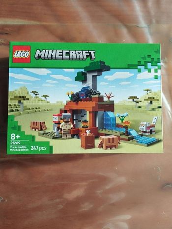 LEGO Minecraft 21269 l'Expédition dans la Mine du Tatou
