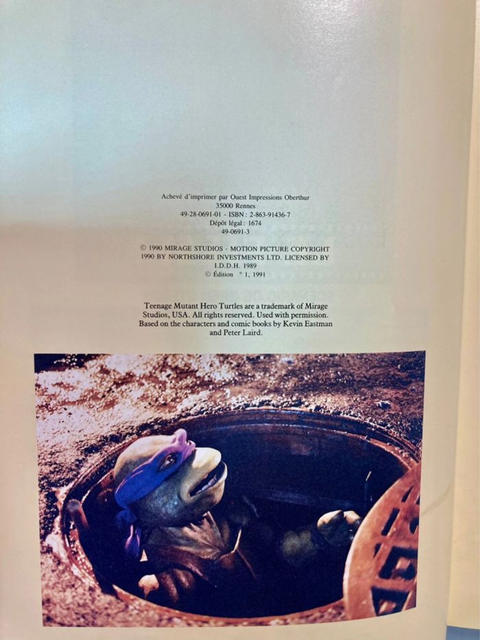Livre TMNT Les Tortues Ninja, le livre du film 1991. - photo numéro 3