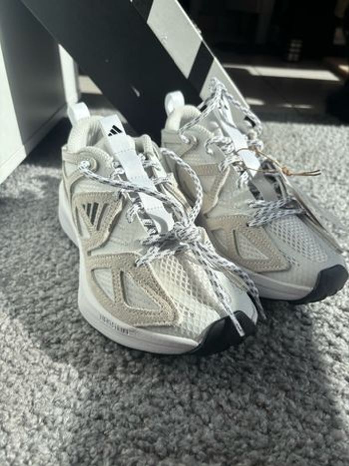 Basket Adidas - photo numéro 2