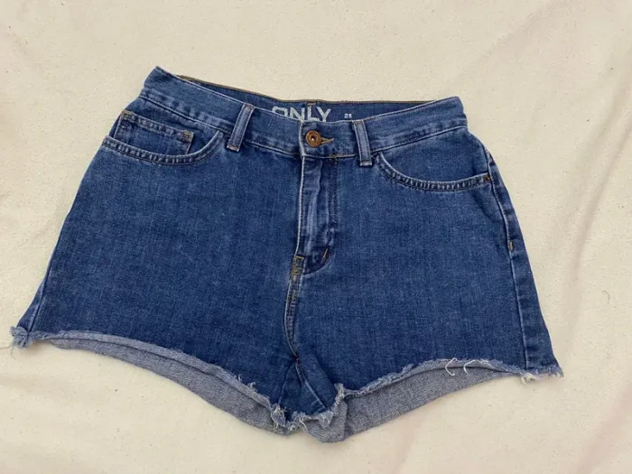 Short Only taille 28