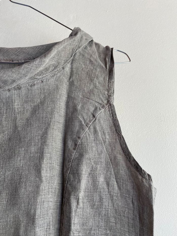 324 - blouse grise sans manches - photo numéro 5