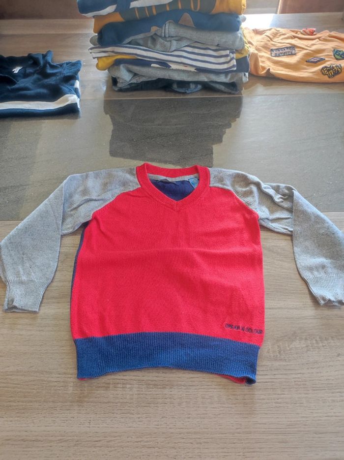 Lot 19 pulls / gilets / vestes - photo numéro 11