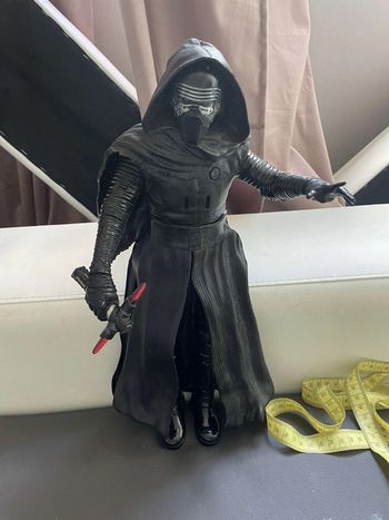 Star Wars Figurine Jouet avec Bruit Sonore Eurodisney