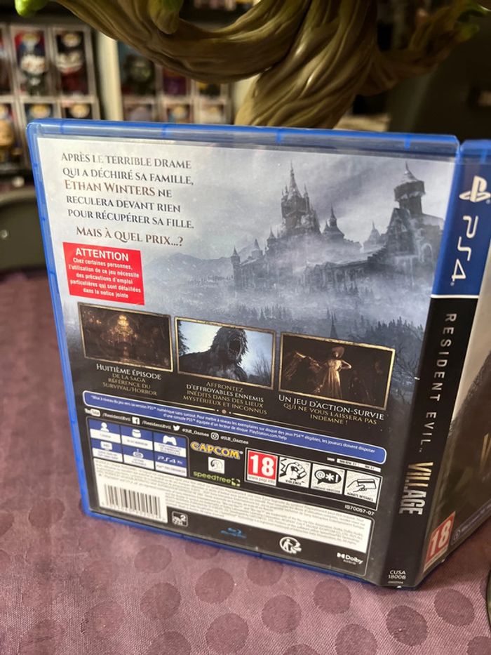 Jeu ps4 resident evil village - photo numéro 4
