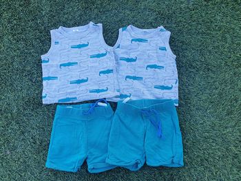 Lot de 2 ensembles
