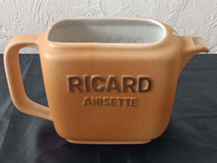 Pichet Ricard - photo numéro 2